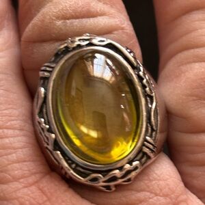 Vintage Silver Ring with Peridot Stone